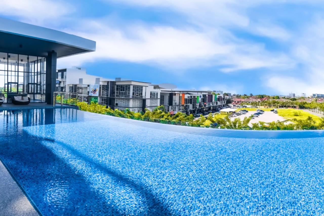 Cat City Mediterranean Theme City&Pool View Homestay 貓城地中海主題城市泳池風景民宿 Kuching Extérieur photo